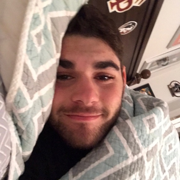 Meet your Posher, Pablo - Picture 2 of 4